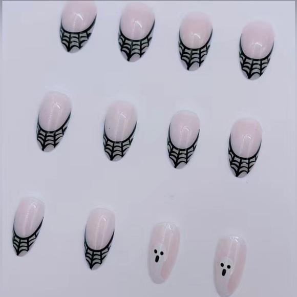 Halloween Press On Nails - Picture 4 of 7